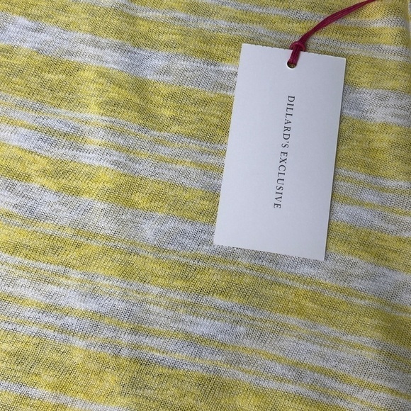 Vince Camuto NWT Women’s S/S Variegated Stripe Asymmetrical Yellow Size-Medium - Picture 5 of 8